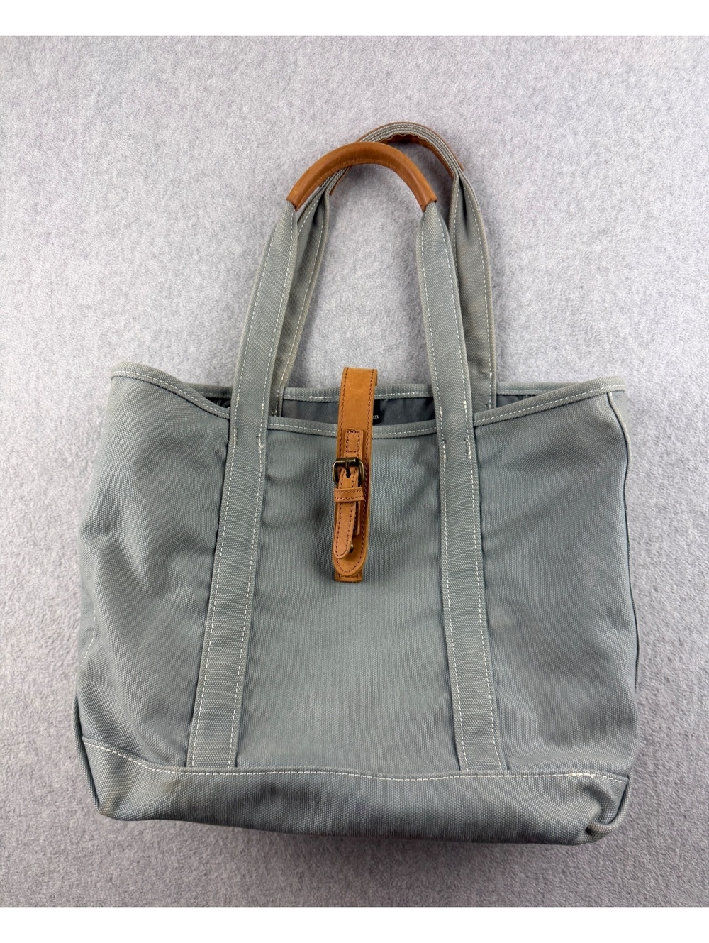 L.L.Bean Canvas Boat and Tote Bag Leather Trim Buckle Shoulder Carryall